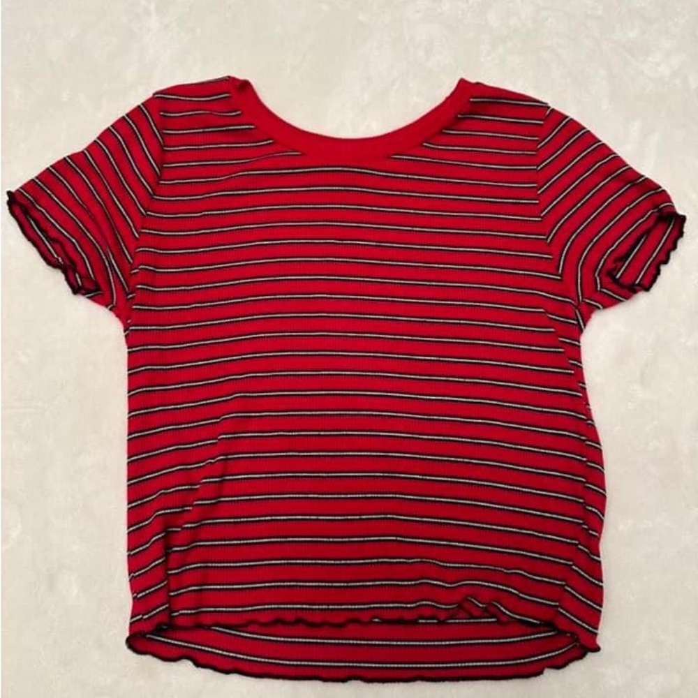 GARAGE Fitted Crop Tee